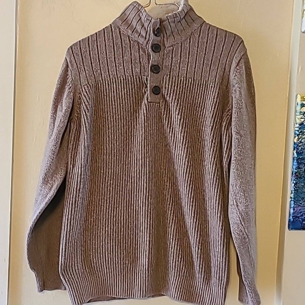 Oscar De LA Renta men's Sherpa collar sweater. Size M. Tan Henley knit.(#592)